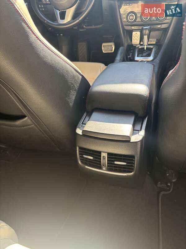 Седан Mazda 6 2013 в Луцке