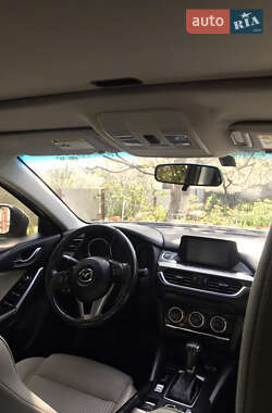 Седан Mazda 6 2015 в Песчанке
