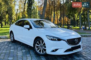 Седан Mazda 6 2016 в 
