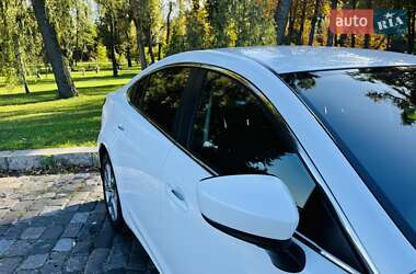 Седан Mazda 6 2016 в 