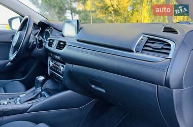 Седан Mazda 6 2016 в 
