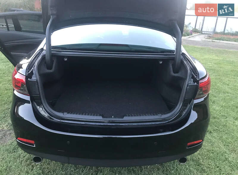 Седан Mazda 6 2016 в Львове