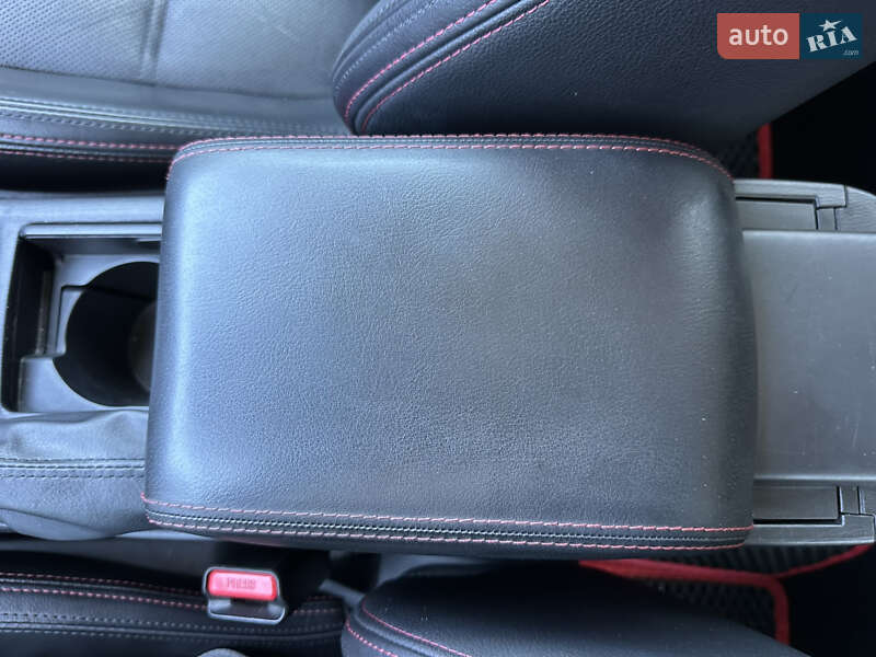 Универсал Mazda 6 2012 в Киеве