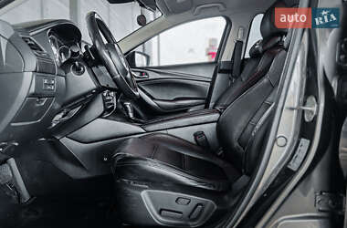 Седан Mazda 6 2017 в 