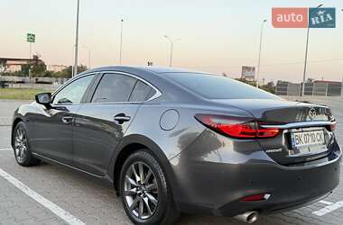 Седан Mazda 6 2018 в 