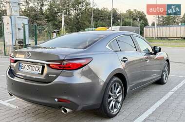 Седан Mazda 6 2018 в 