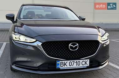 Седан Mazda 6 2018 в 