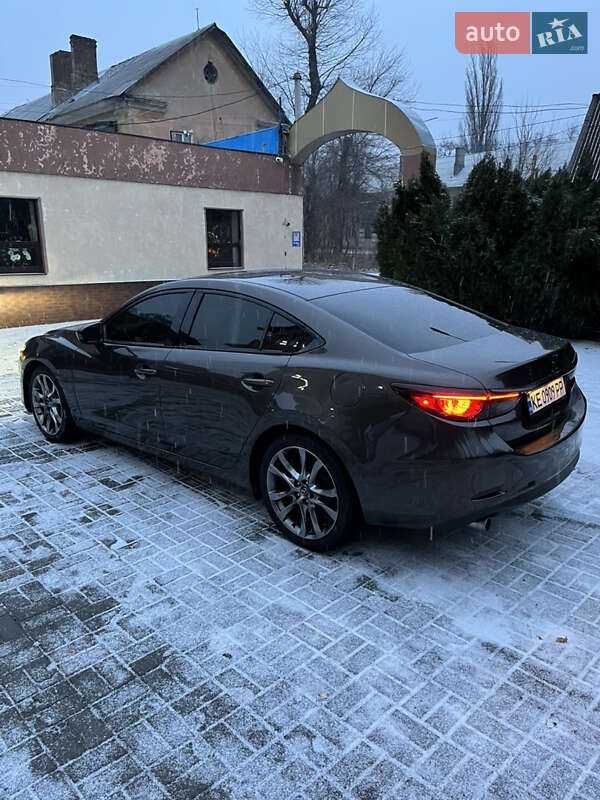 Седан Mazda 6 2015 в Днепре
