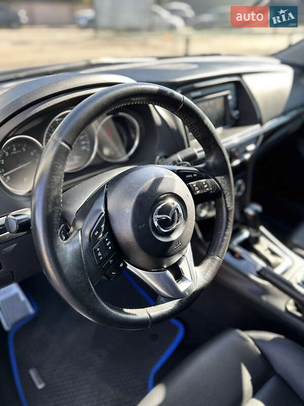Седан Mazda 6 2014 в Киеве