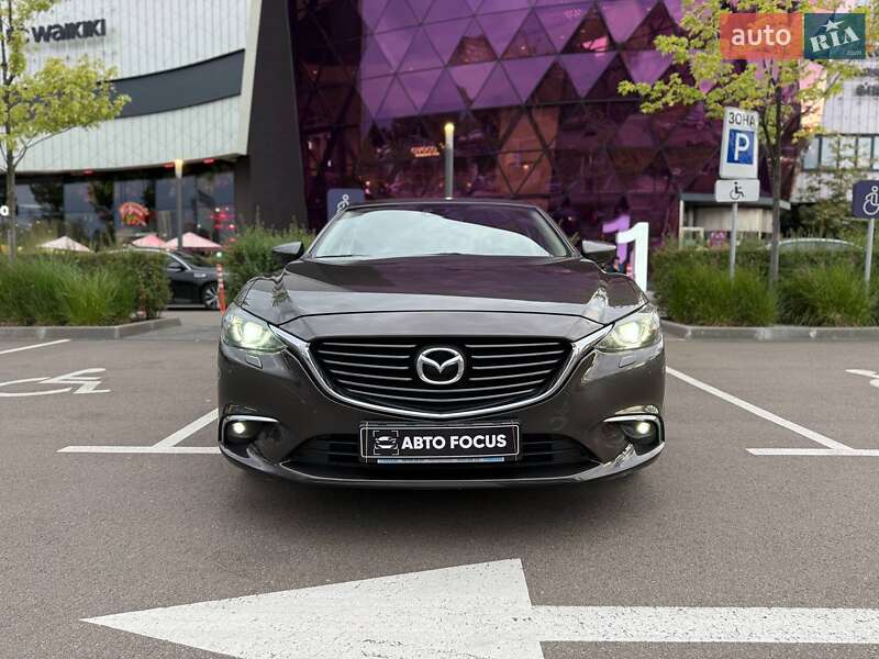 Седан Mazda 6 2015 в Киеве