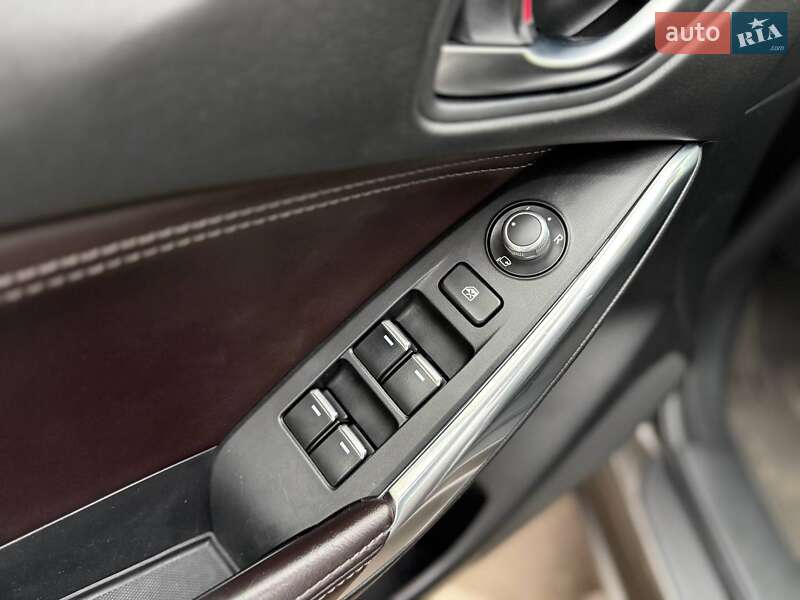 Седан Mazda 6 2015 в Киеве