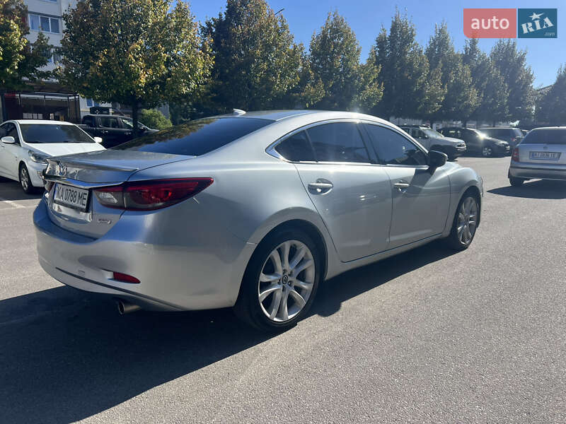 Седан Mazda 6 2014 в Буче