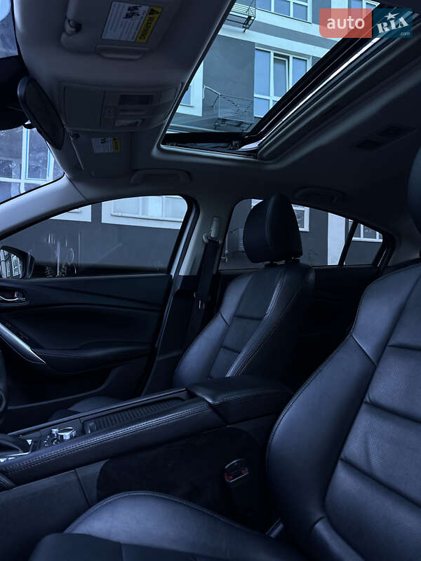 Седан Mazda 6 2016 в Киеве
