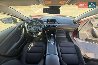 Седан Mazda 6 2015 в 