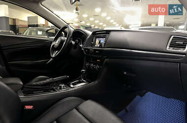 Седан Mazda 6 2013 в 
