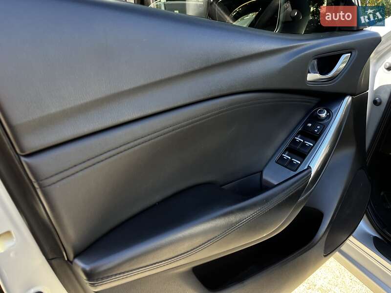 Седан Mazda 6 2017 в Одессе