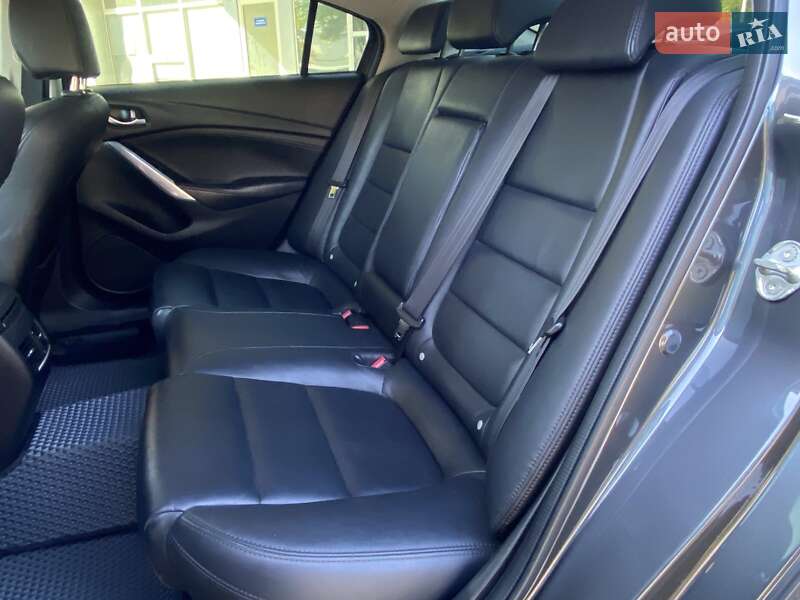 Седан Mazda 6 2014 в Николаеве