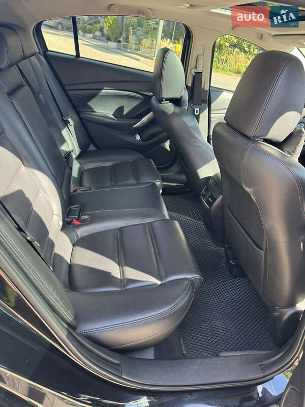 Седан Mazda 6 2014 в Могилев-Подольске