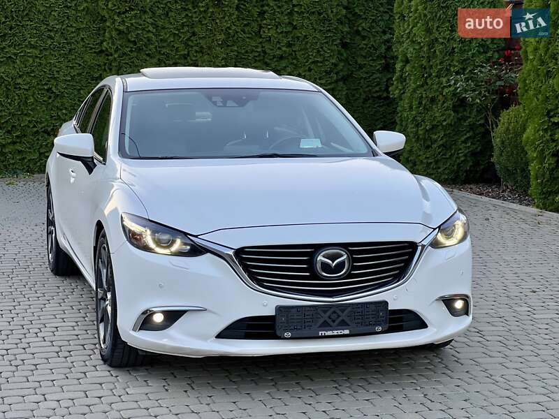 Седан Mazda 6 2015 в Ровно
