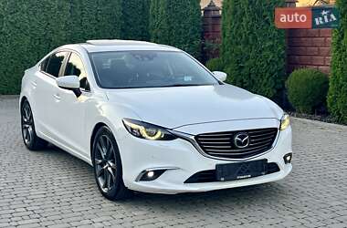 Седан Mazda 6 2015 в 