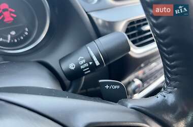 Седан Mazda 6 2015 в 