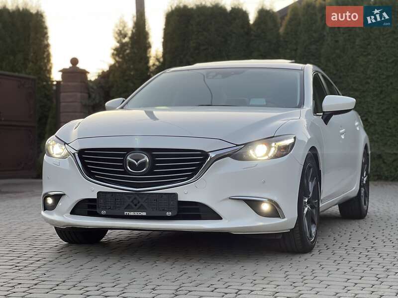 Седан Mazda 6 2015 в Ровно