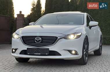 Седан Mazda 6 2015 в 