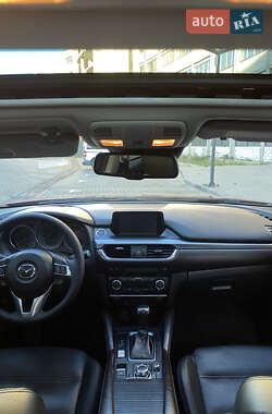 Седан Mazda 6 2015 в 