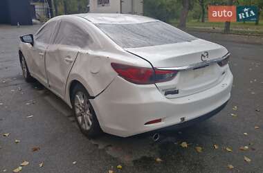 Седан Mazda 6 2014 в 