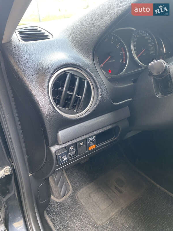 Седан Mazda 6 2006 в Чернигове