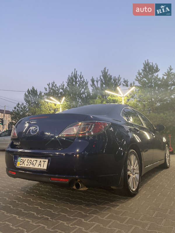 Седан Mazda 6 2009 в Ровно