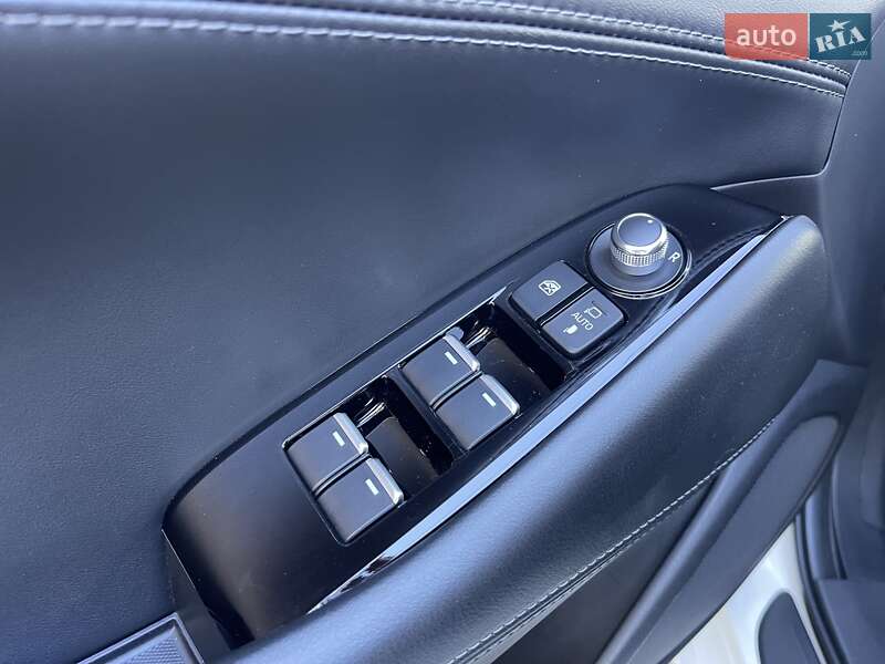 Седан Mazda 6 2022 в Николаеве