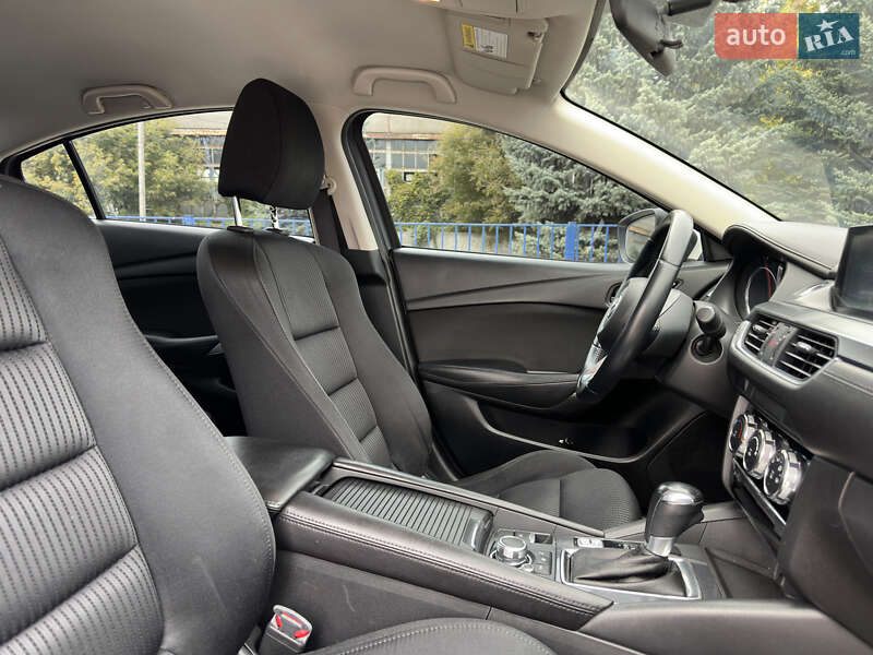 Седан Mazda 6 2017 в Прилуках