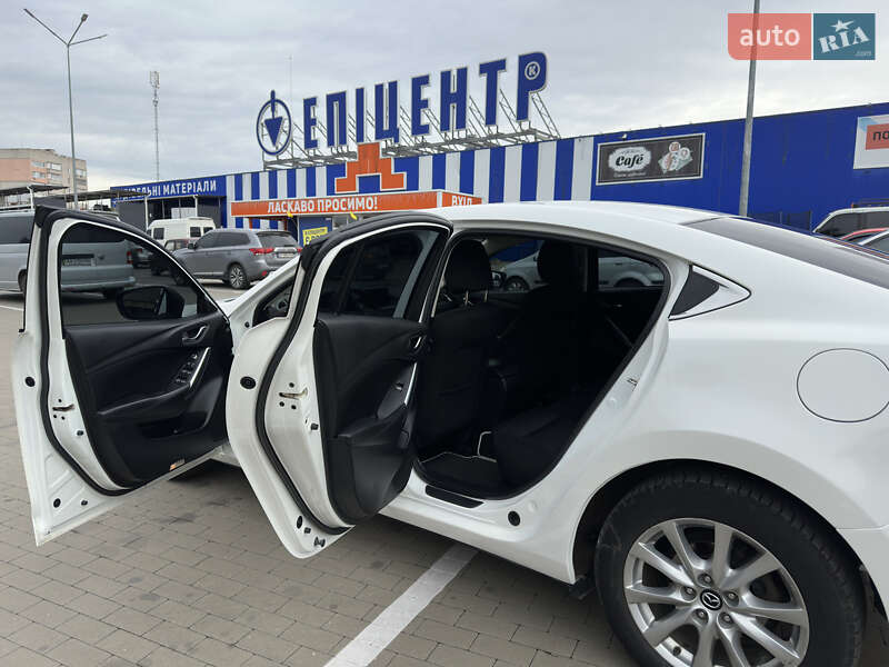 Седан Mazda 6 2017 в Прилуках