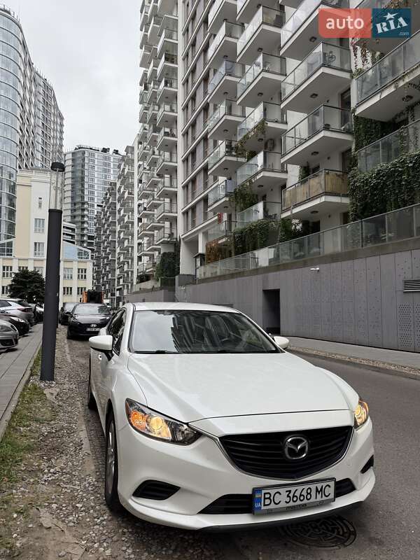 Седан Mazda 6 2015 в 