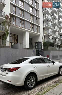 Седан Mazda 6 2015 в 