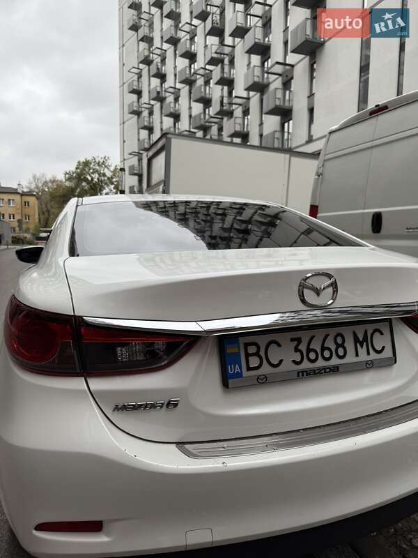 Седан Mazda 6 2015 в Шептицькому