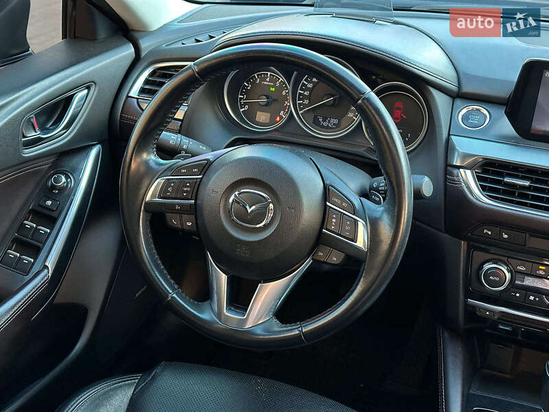 Седан Mazda 6 2016 в Одессе