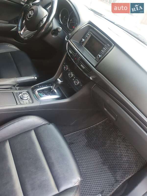 Седан Mazda 6 2013 в Дніпрі