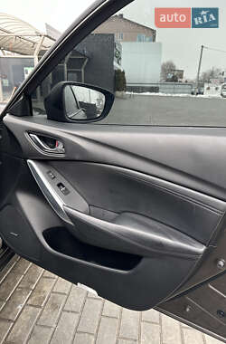 Седан Mazda 6 2015 в 