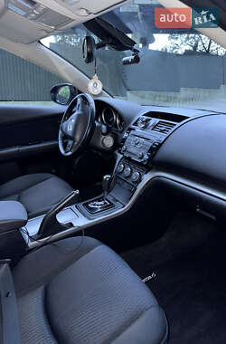 Седан Mazda 6 2010 в 