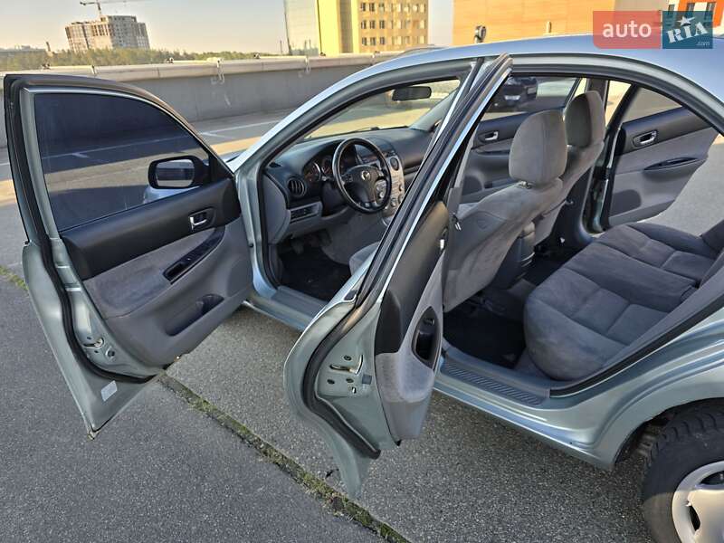 Седан Mazda 6 2003 в Киеве