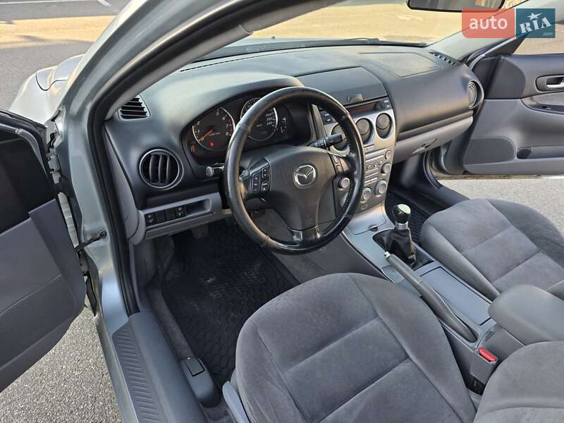 Седан Mazda 6 2003 в Киеве
