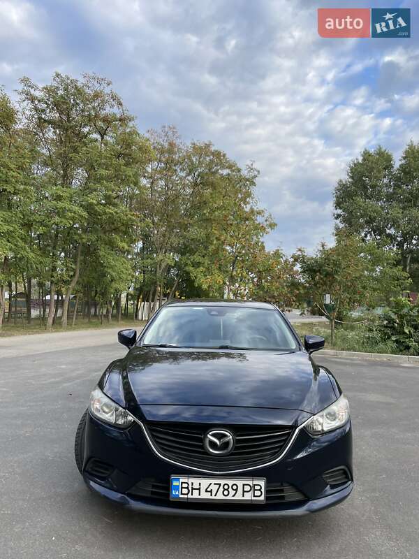 Седан Mazda 6 2016 в Днепре