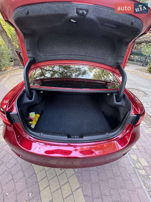 Седан Mazda 6 2018 в Запорожье