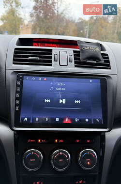 Седан Mazda 6 2010 в 