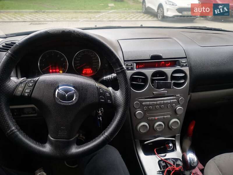 Седан Mazda 6 2005 в Тернополе