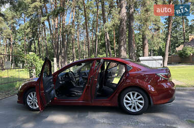 Седан Mazda 6 2011 в 