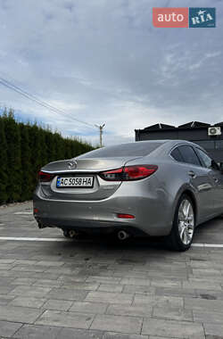 Седан Mazda 6 2014 в 