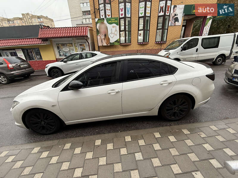 Седан Mazda 6 2008 в Обухове